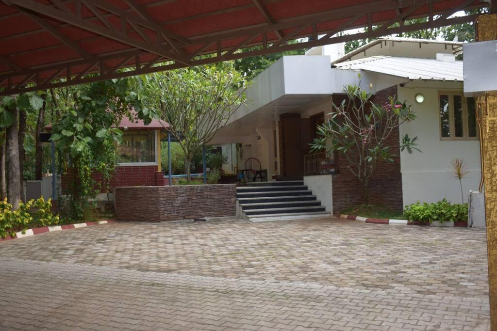 Golden Castle Villa Mysore Bagian luar foto